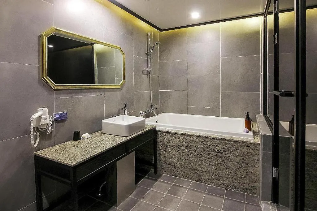 To Heaven Hotel Nampo 釜山