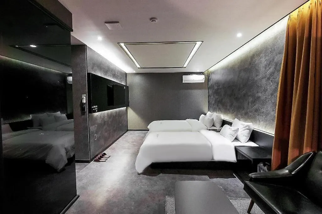 To Heaven Hotel Nampo 釜山 2*,  韩国