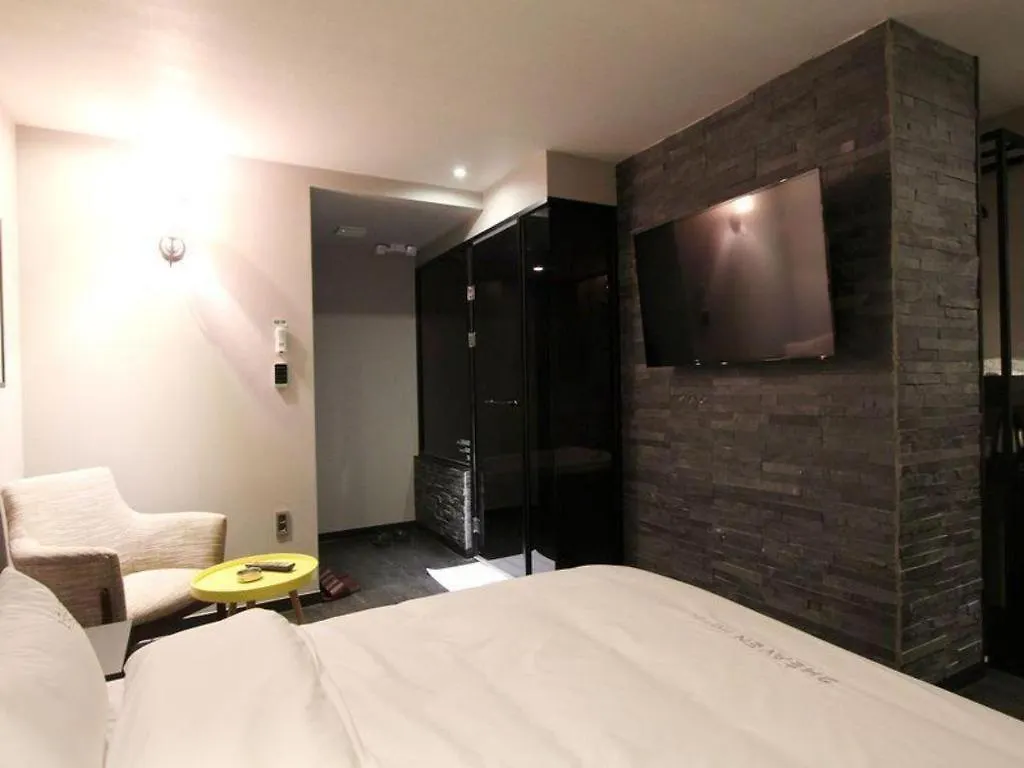 To Heaven Hotel Nampo Busan Motel