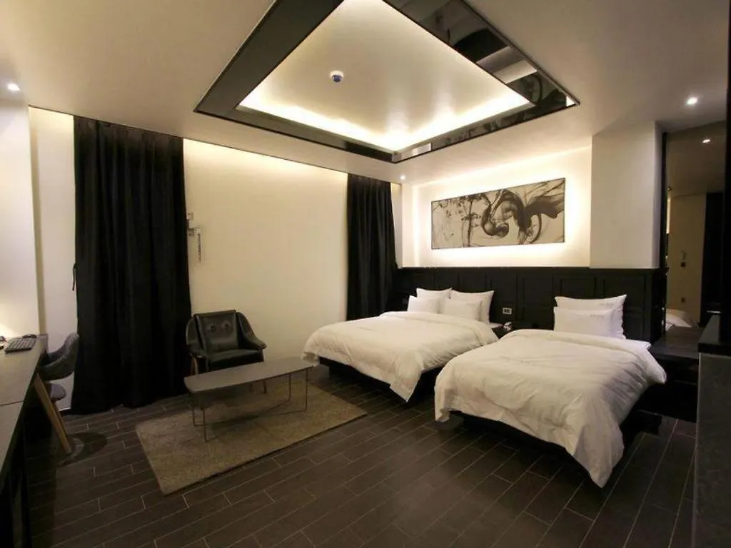 To Heaven Hotel Nampo Busan 2*,  Coreia do Sul