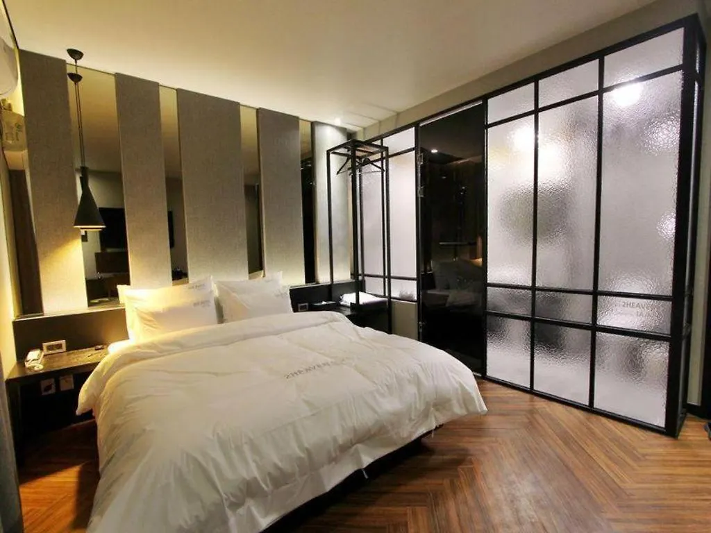 To Heaven Hotel Nampo Busan