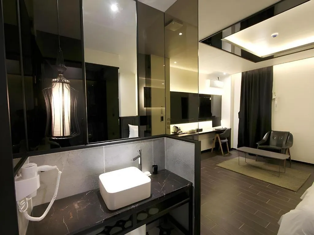 To Heaven Hotel Nampo Busan
