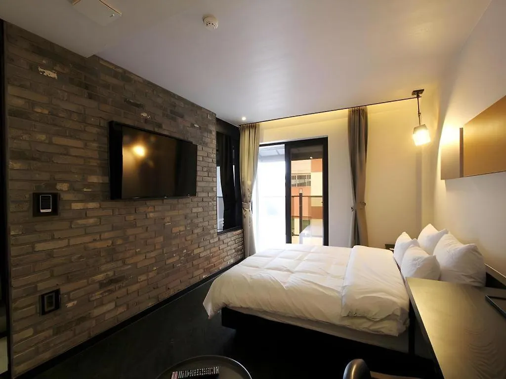To Heaven Hotel Nampo Busan