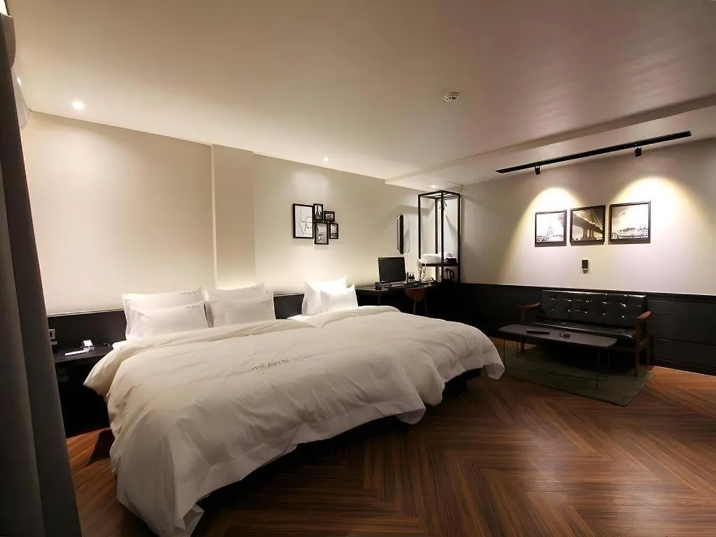 To Heaven Hotel Nampo Busan 2*,  Coreia do Sul