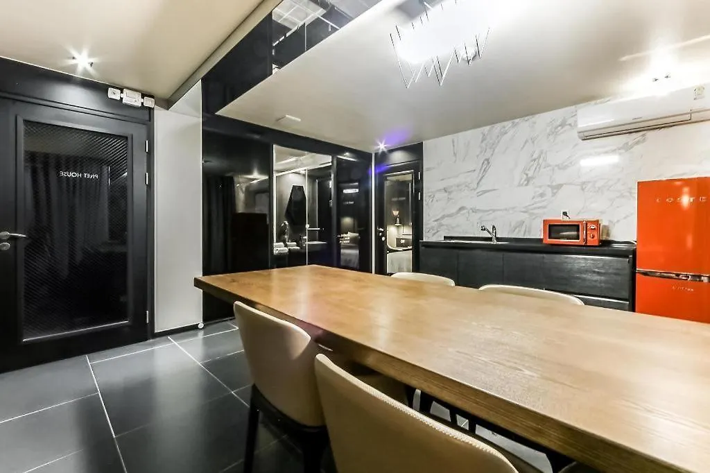 To Heaven Hotel Nampo 釜山広域市 2*,  韓国