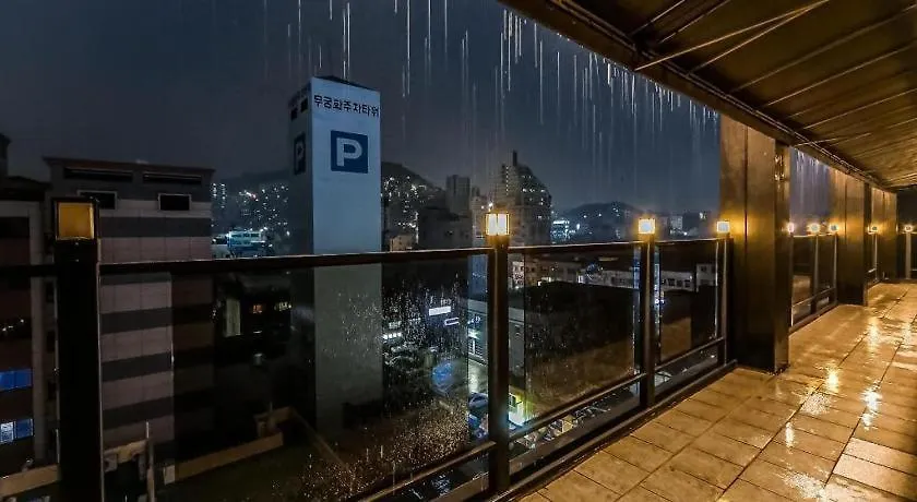 To Heaven Hotel Nampo 釜山広域市 2*,